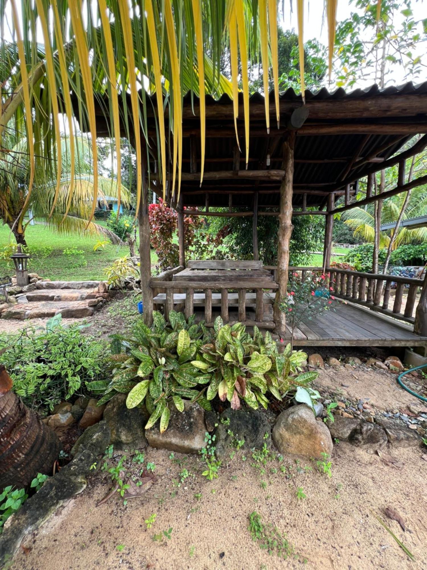 Beach House Kampung Genting エクステリア 写真