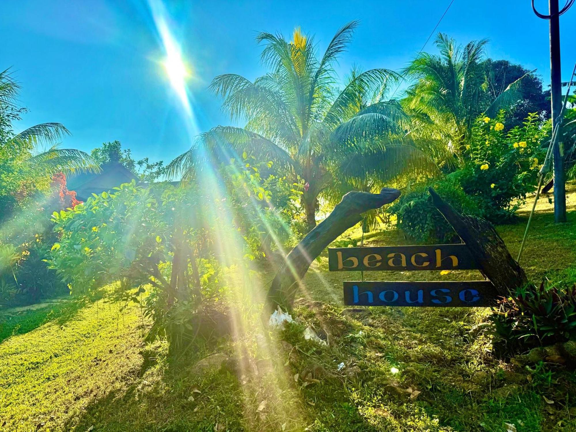 Beach House Kampung Genting エクステリア 写真