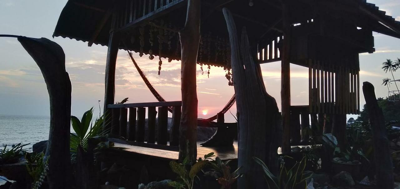 Beach House Kampung Genting エクステリア 写真
