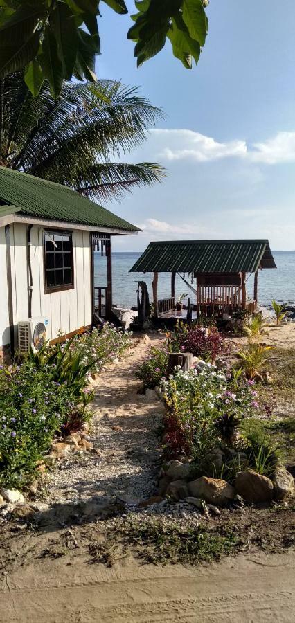 Beach House Kampung Genting エクステリア 写真